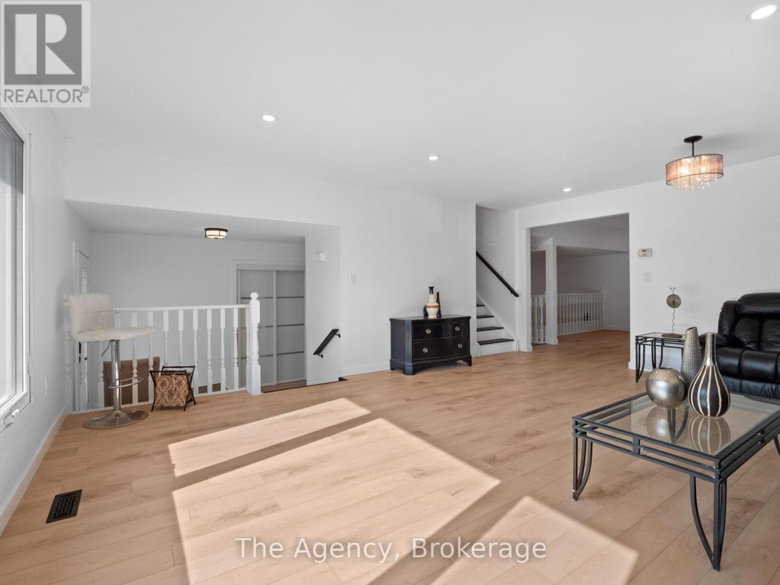 Photo 7 of 24 Keefer Road, Thorold ON