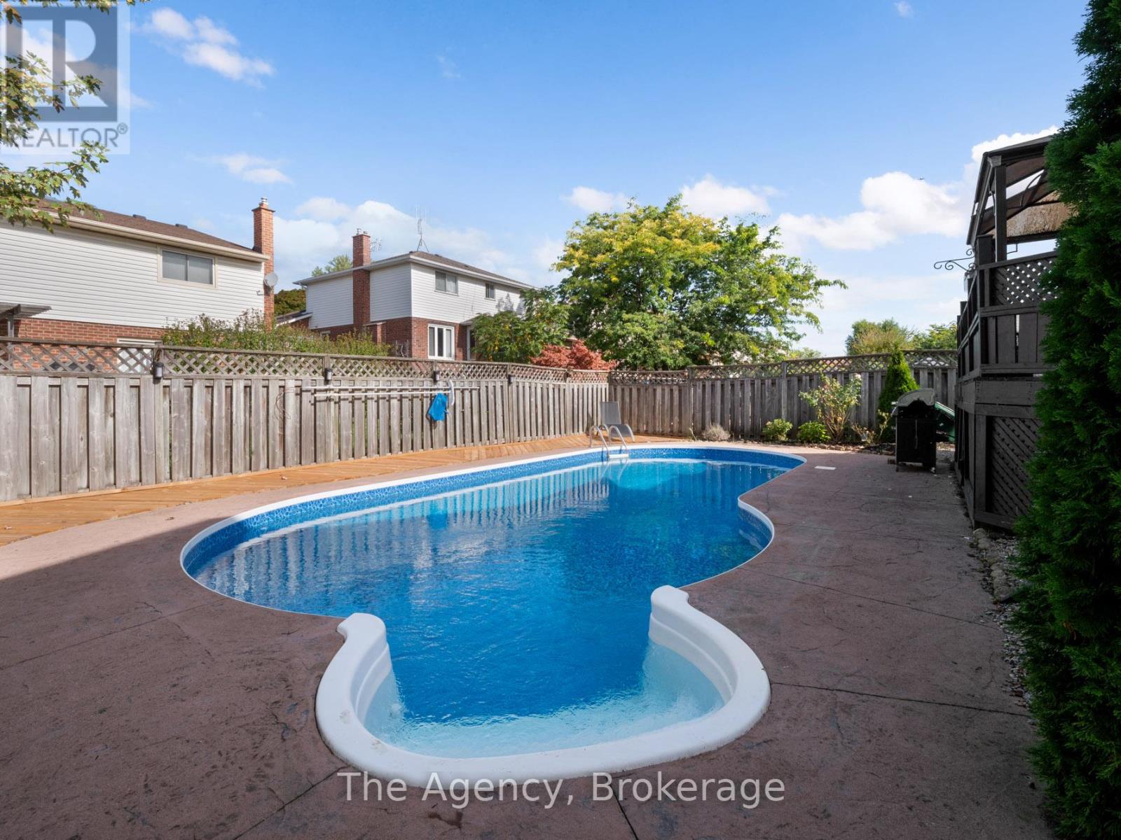 Photo 11 of 24 Keefer Road, Thorold ON
