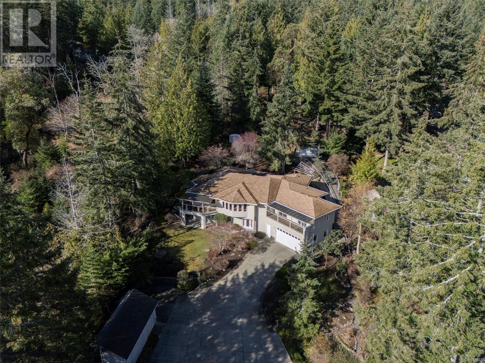 6318 Genoa Bay Rd, Duncan