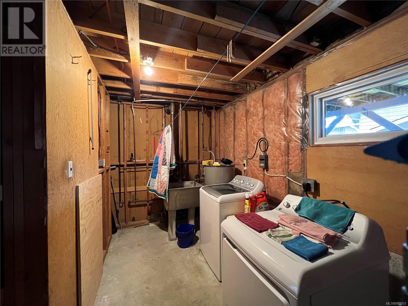 439 Cedar Cres, Gold River