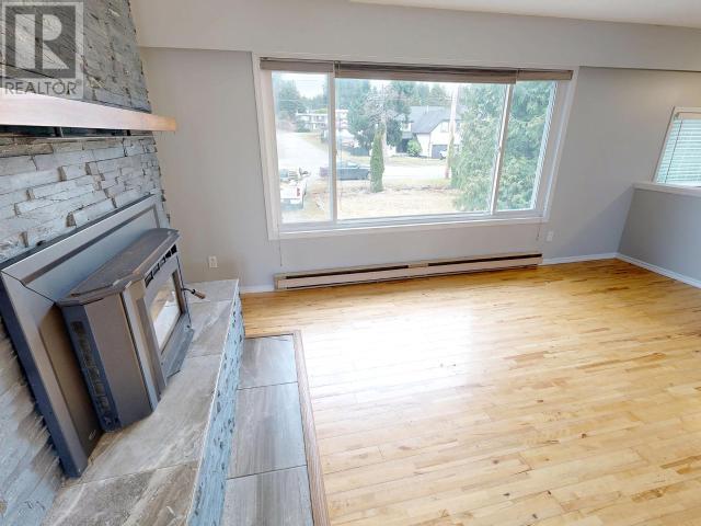 4783 ONTARIO AVE, Powell River