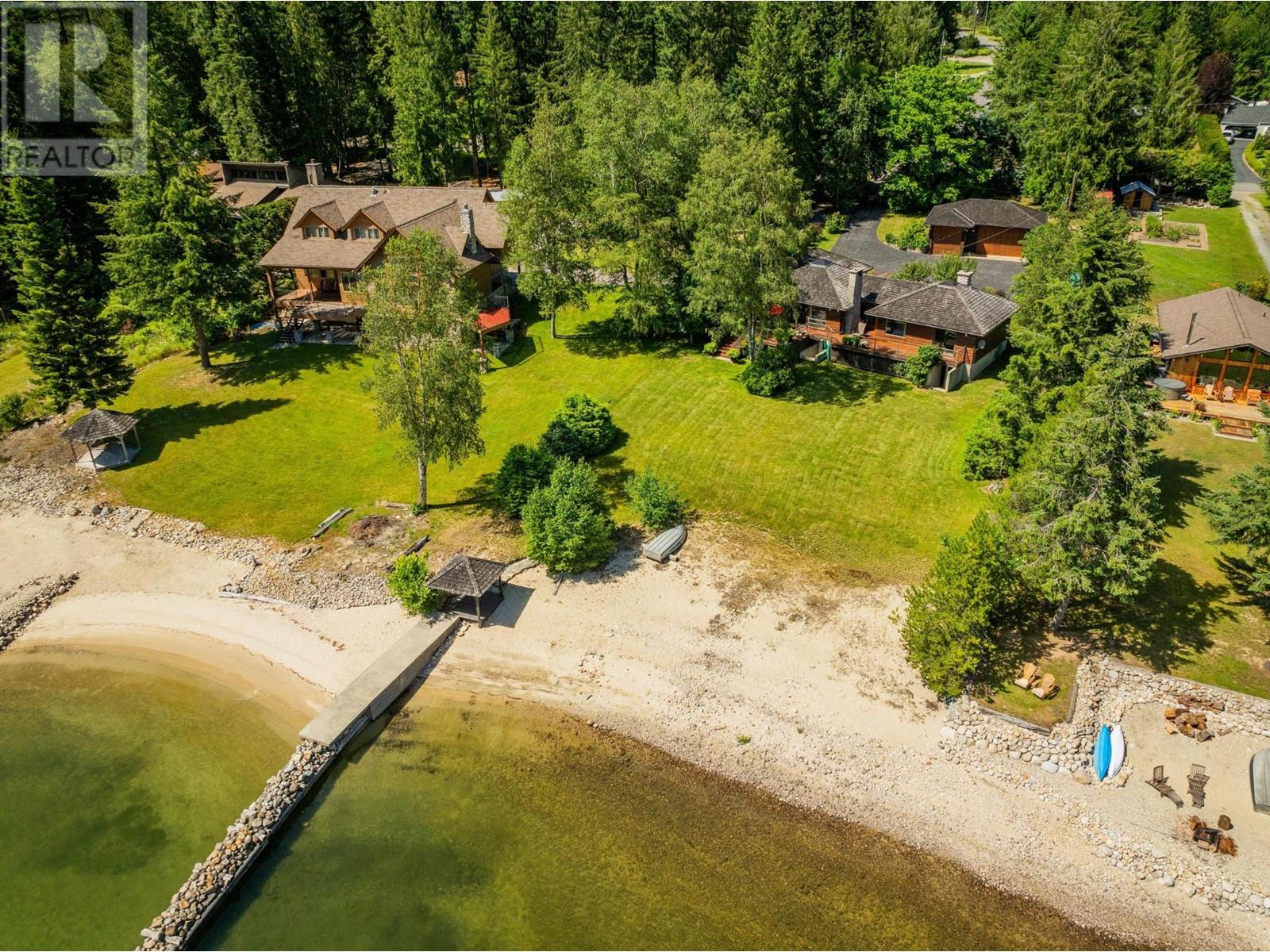 3918 MACGREGOR WEST Road, Nelson