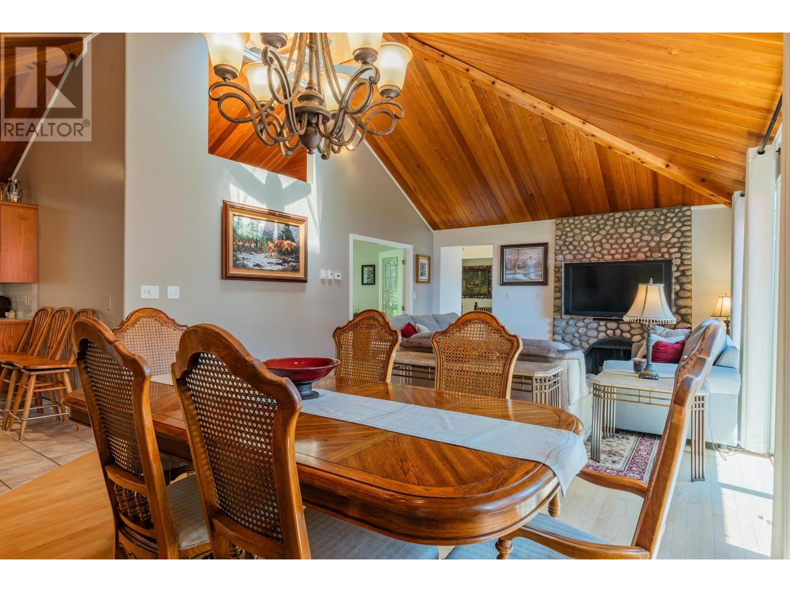 3918 MACGREGOR WEST Road, Nelson