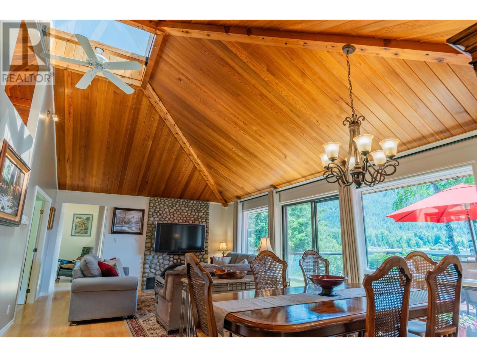 3918 MACGREGOR WEST Road, Nelson