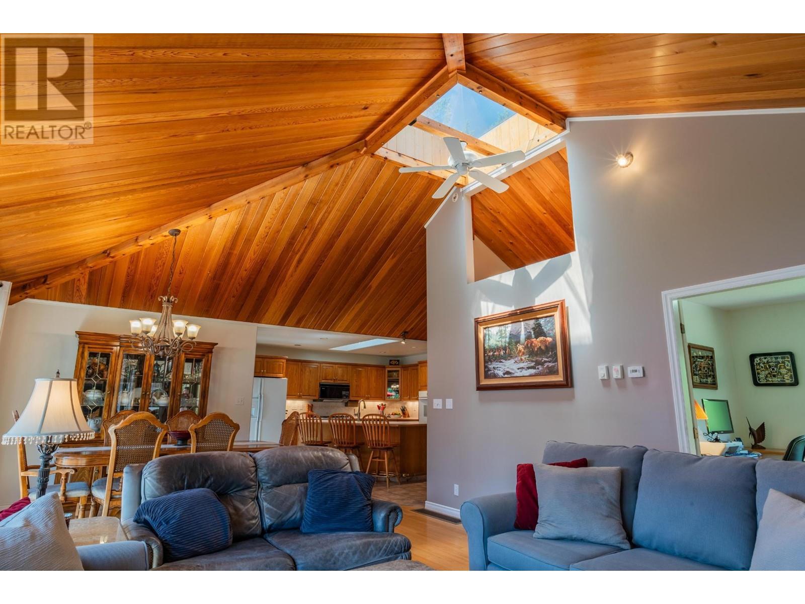 3918 MACGREGOR WEST Road, Nelson