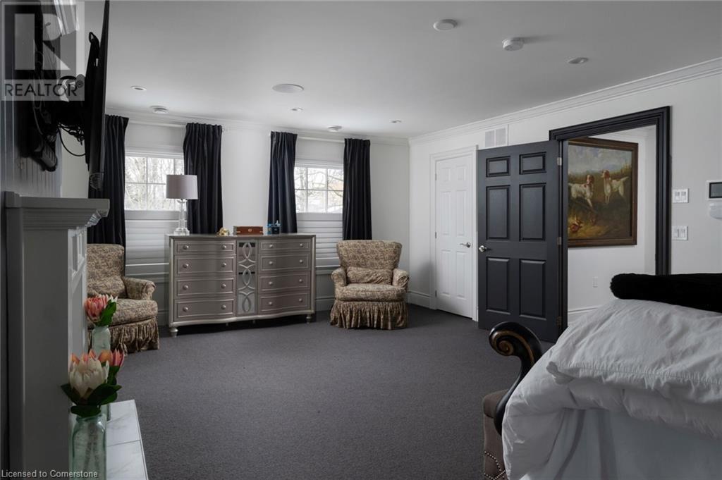 Photo 45 of 347 East Hart Crescent, Burlington ON