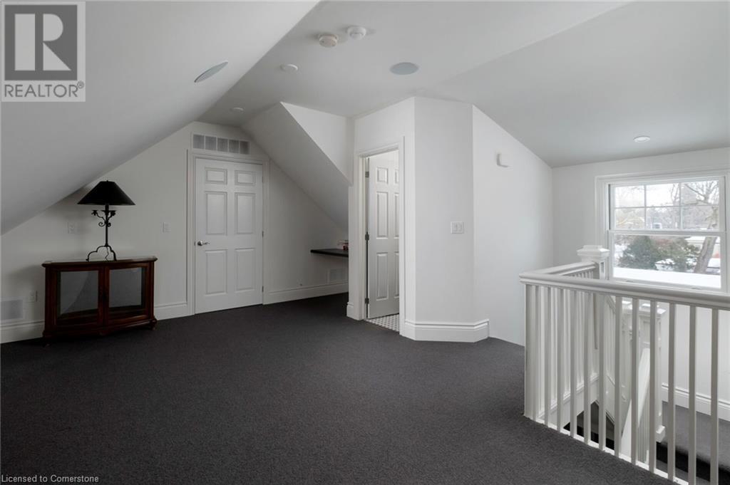 Photo 5 of 347 East Hart Crescent, Burlington ON