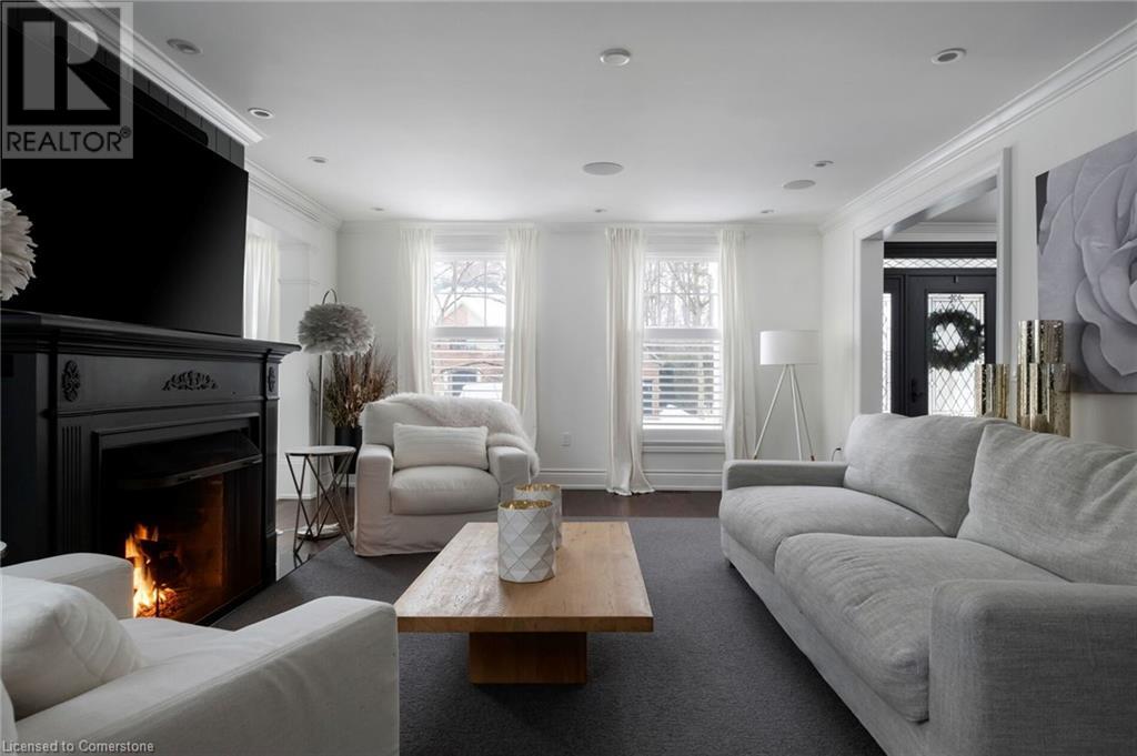 Photo 26 of 347 East Hart Crescent, Burlington ON