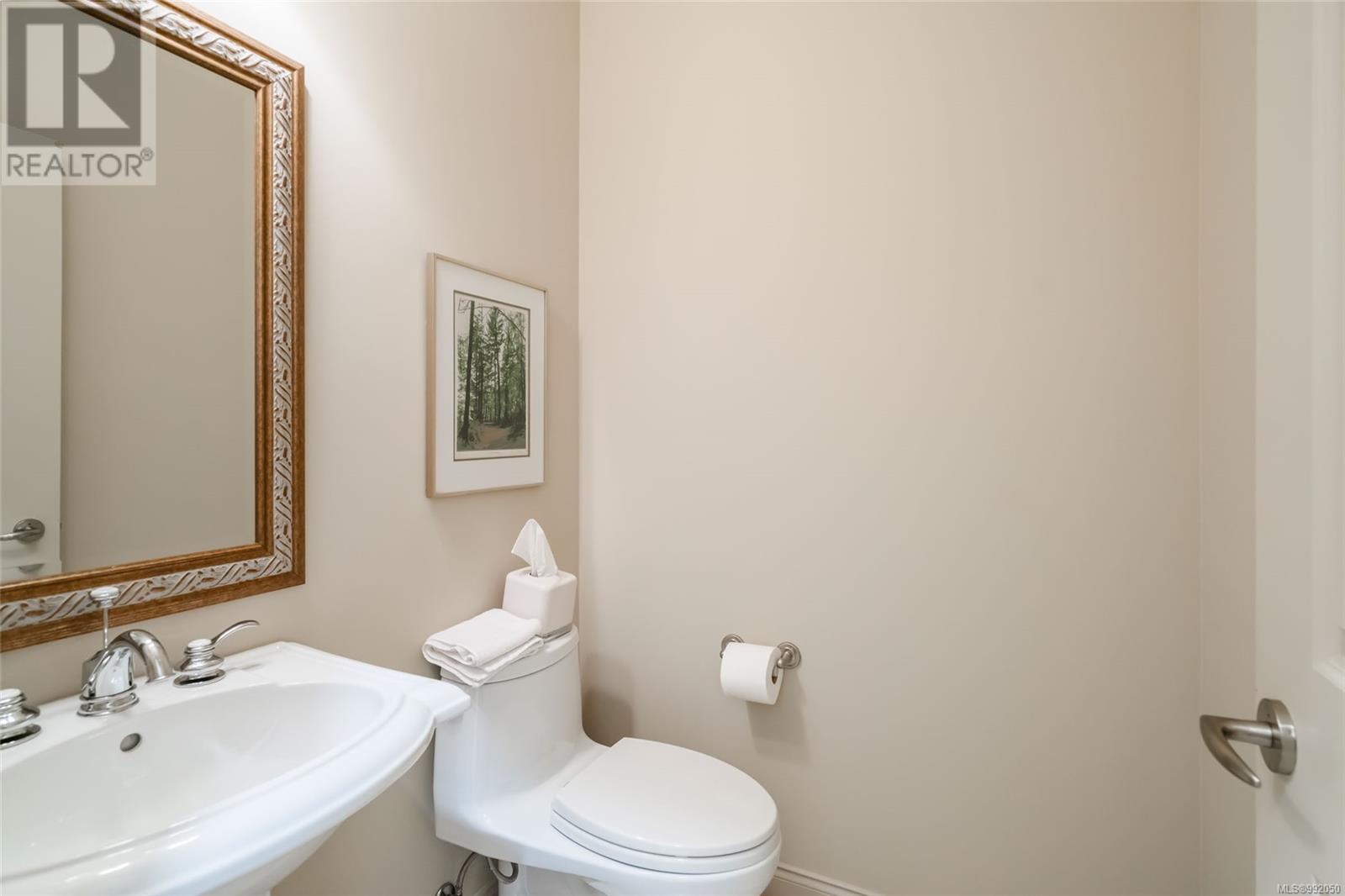 3554 Goodrich Rd, Nanoose Bay