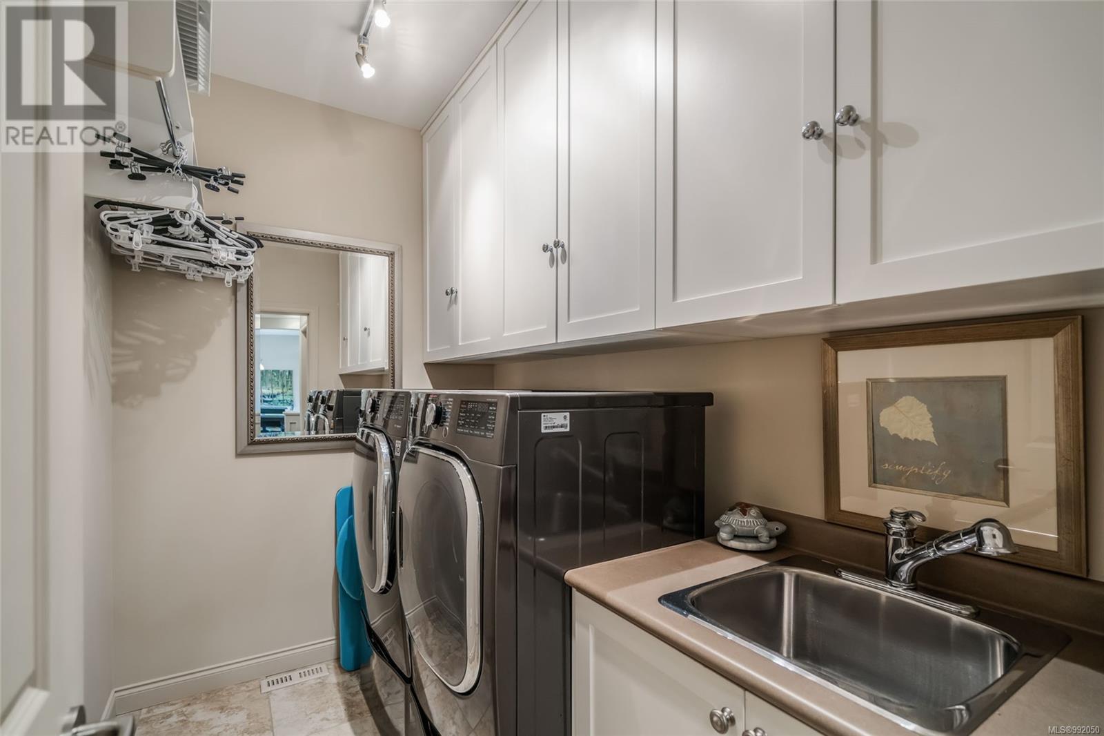 3554 Goodrich Rd, Nanoose Bay