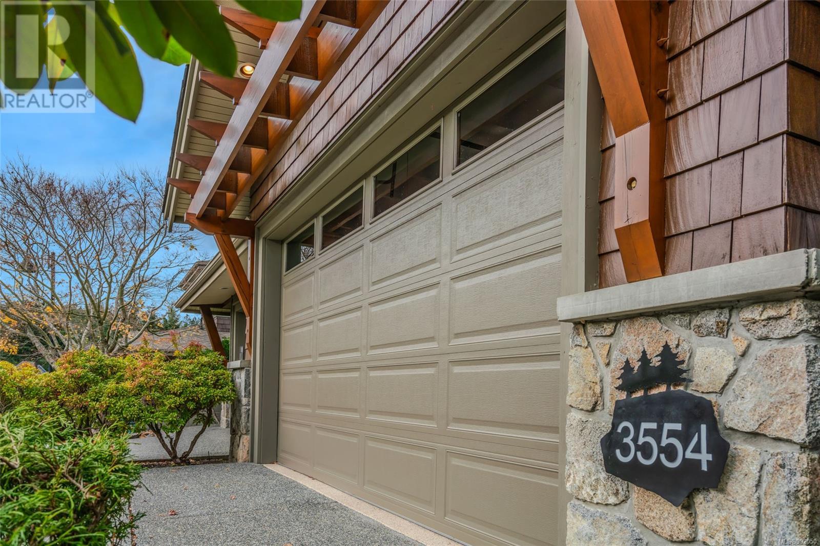 3554 Goodrich Rd, Nanoose Bay