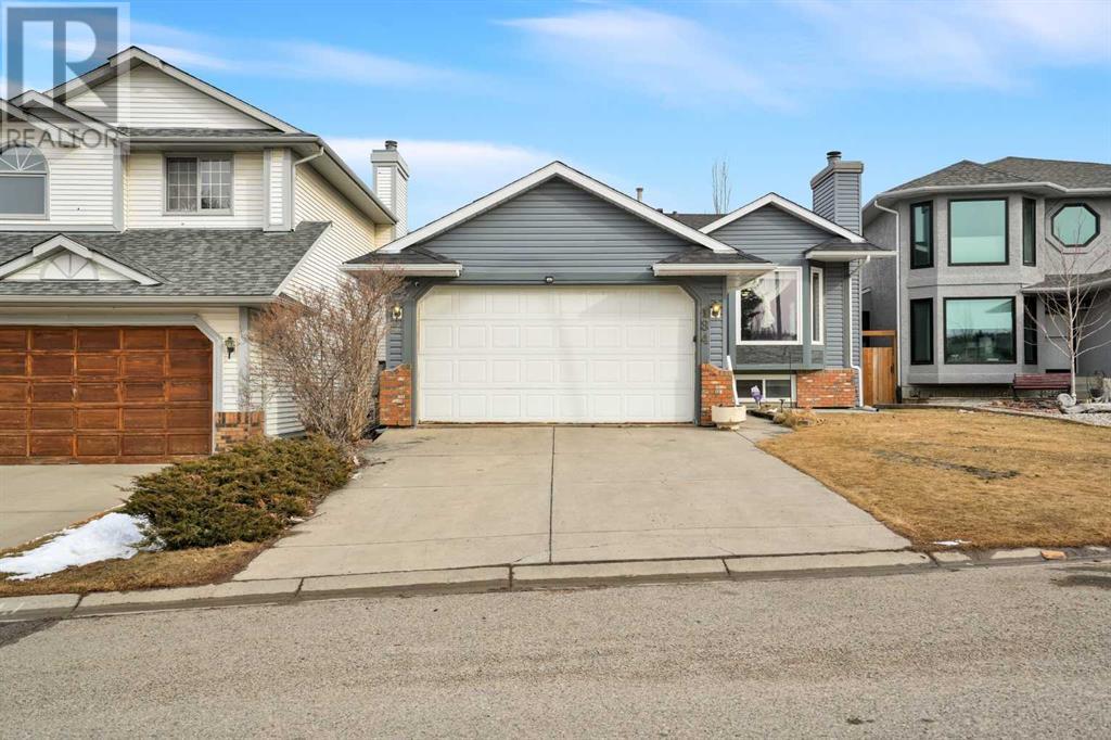 Single Family House Bi-level for Sale in  Sandringham Close NW Sandstone Valley Calgary 