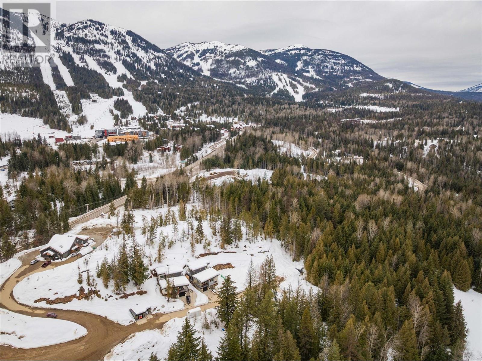 212 Rock Cut Road, Rossland