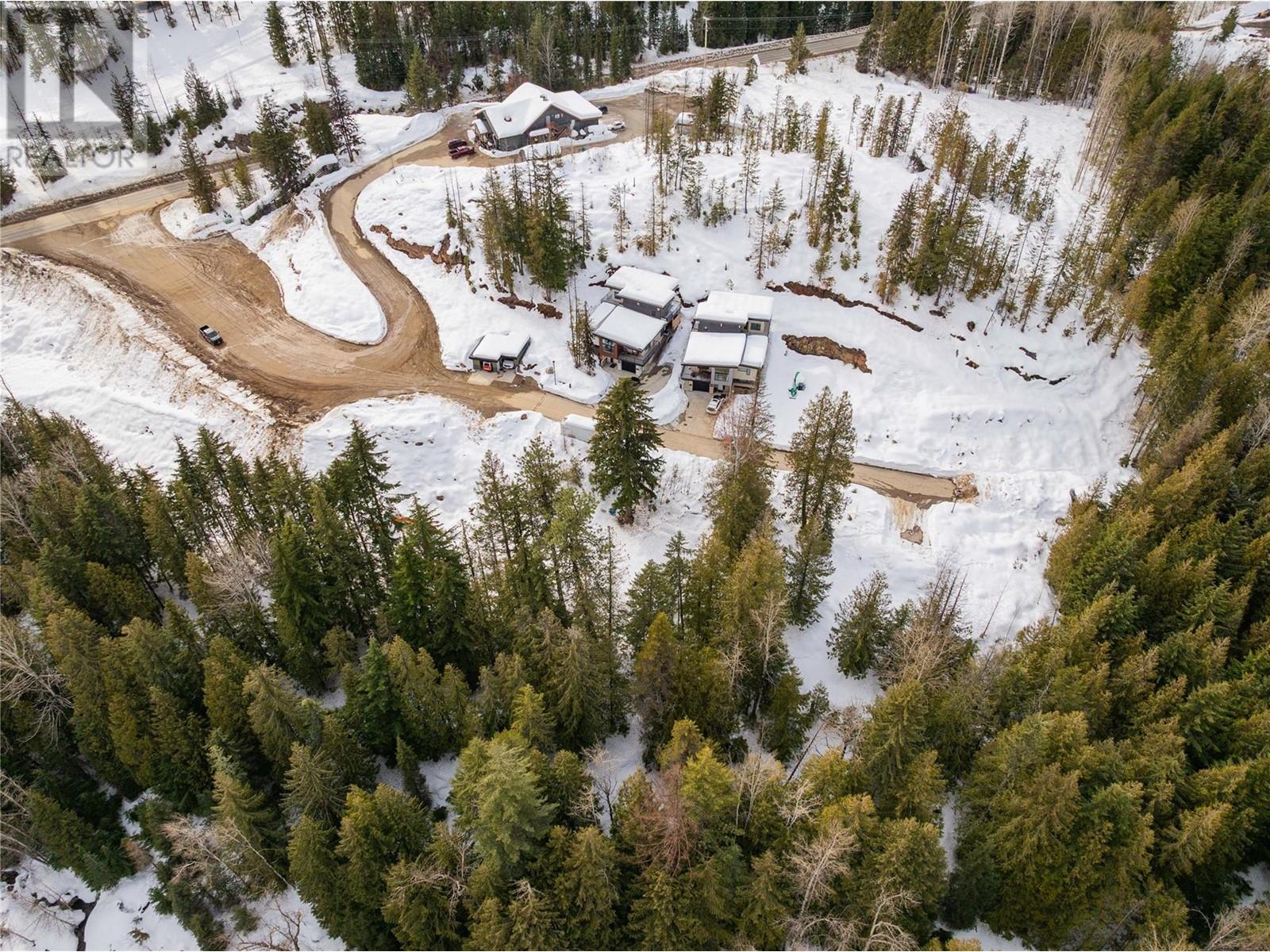 212 Rock Cut Road, Rossland