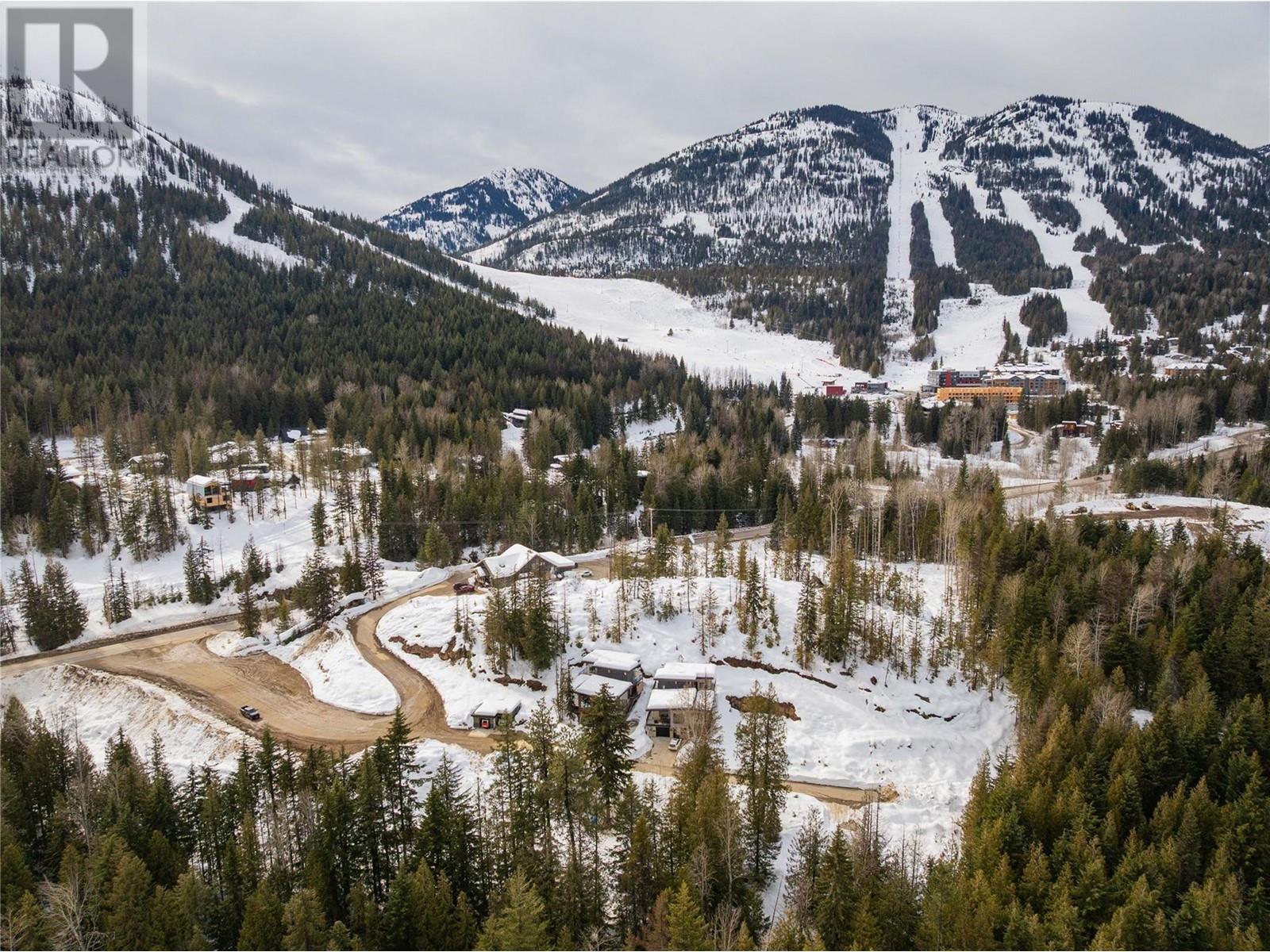 218 Rock Cut Road, Rossland