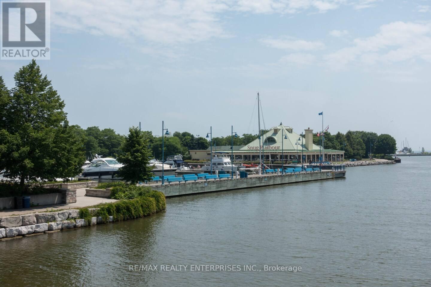 Photo 8 of 297 Lakeshore Road E, Mississauga ON