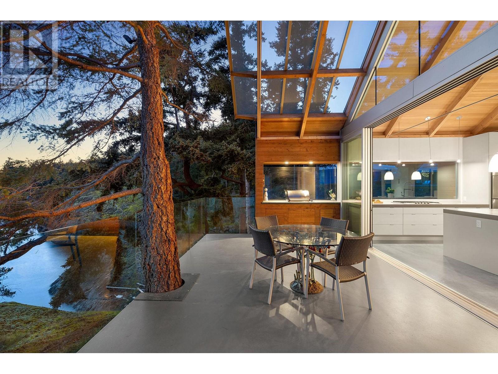 931 OCEAN PARK LANE, Bowen Island