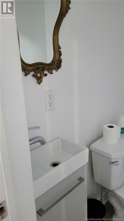 142 5 Eme Rue — photo 8