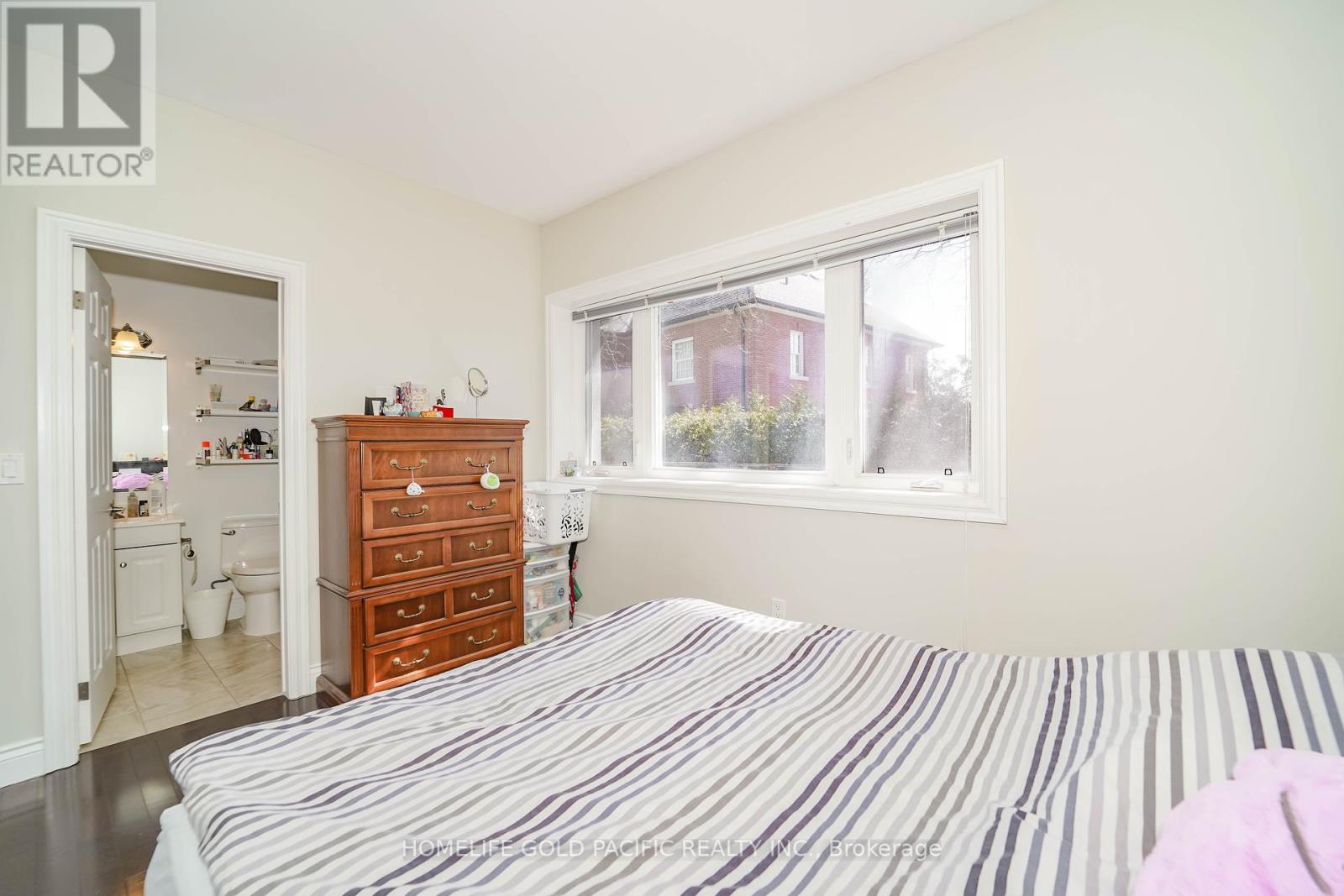 Photo 23 of 3 Artinger Court, Toronto ON