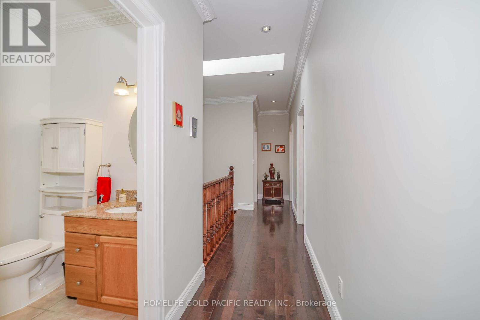 Photo 25 of 3 Artinger Court, Toronto ON