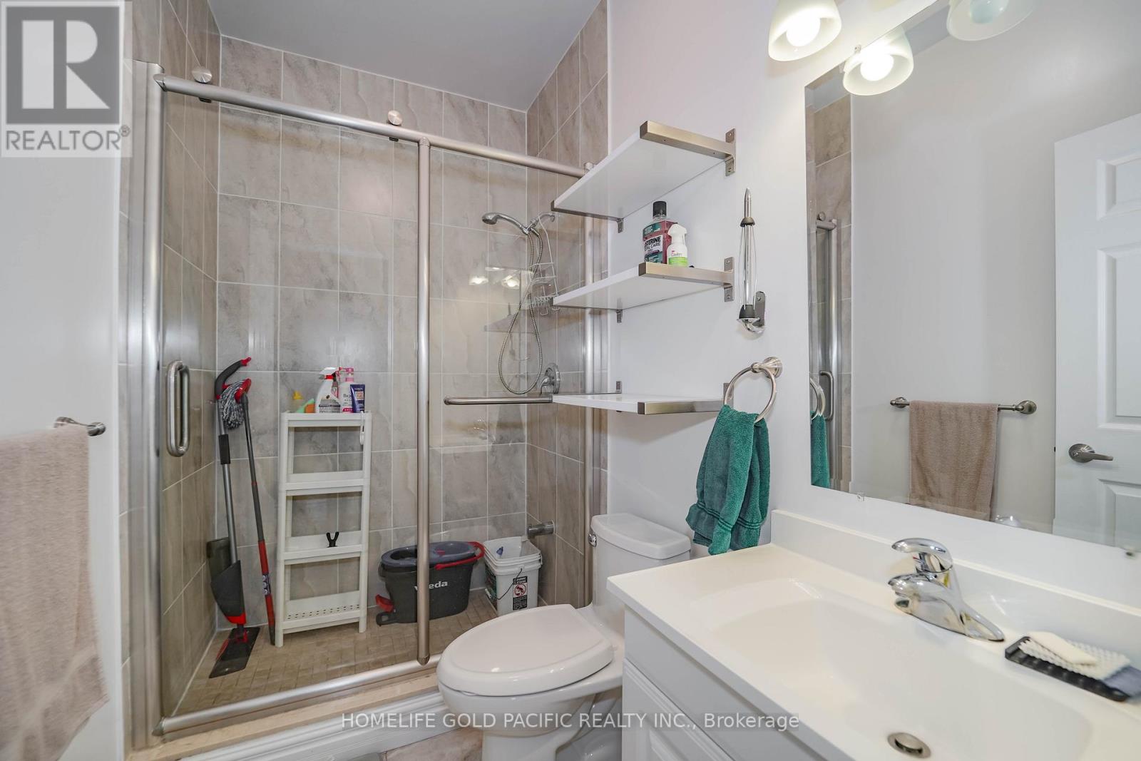 Photo 29 of 3 Artinger Court, Toronto ON