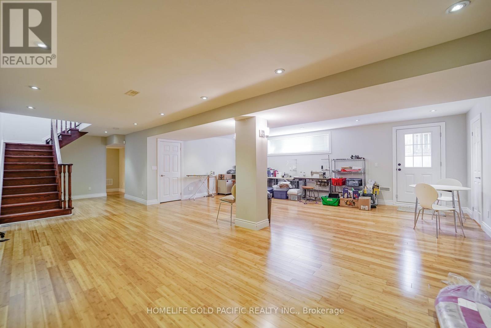 Photo 48 of 3 Artinger Court, Toronto ON