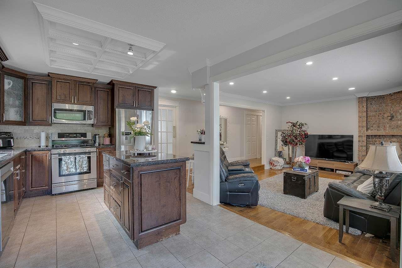 1960 128 STREET, White Rock real estate listing R2978552