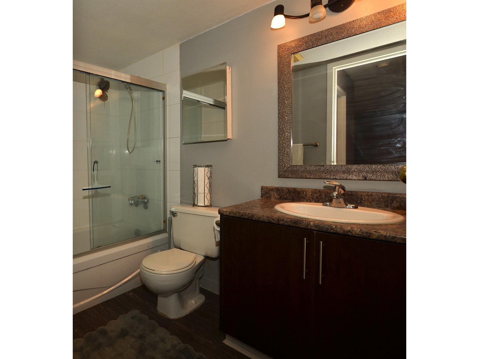 Photo 4 of 312 13501 96 Avenue, Surrey BC