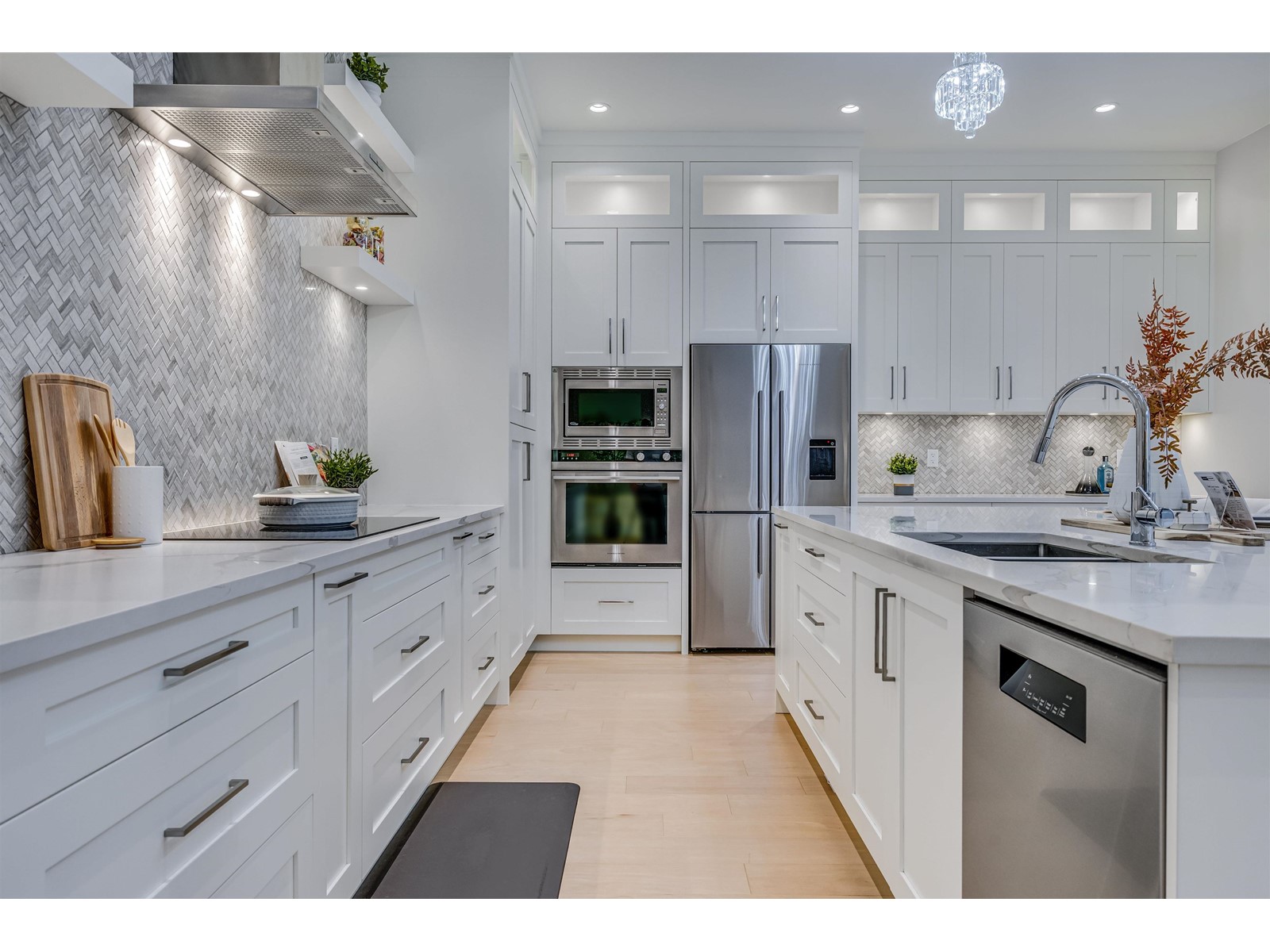 15387 PACIFIC AVENUE, White Rock real estate listing R2978452