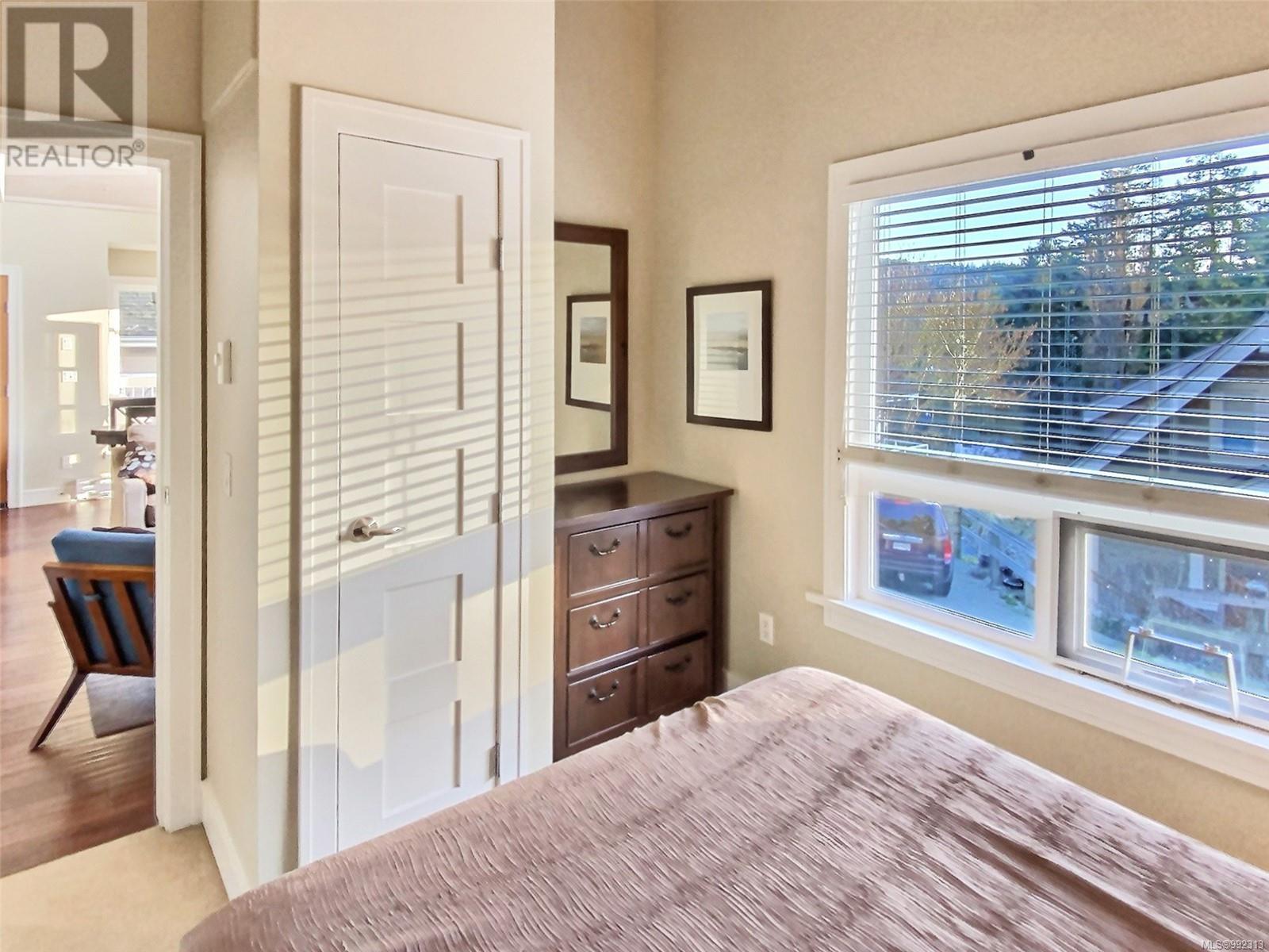 21D 2315 Mackinnon Rd, Pender Island