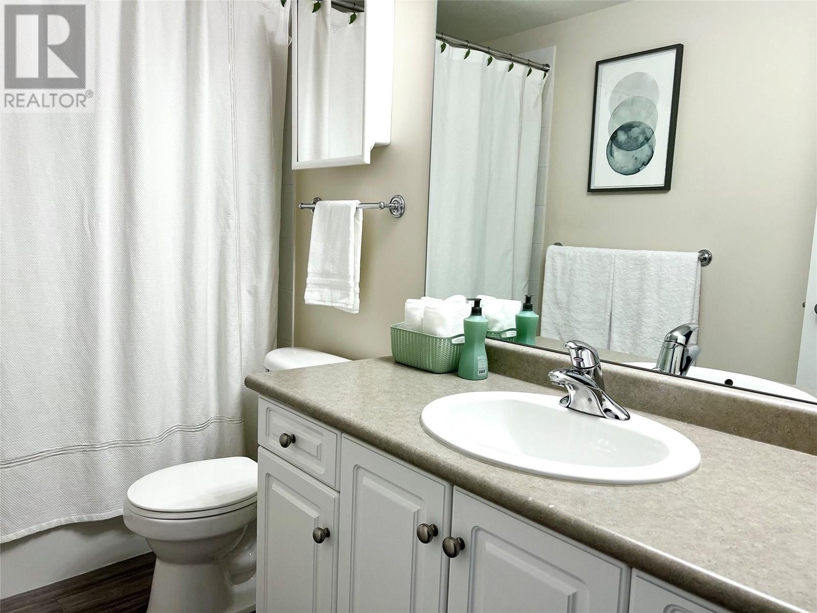 #106 1088 SUNSET DRIVE - Image 9