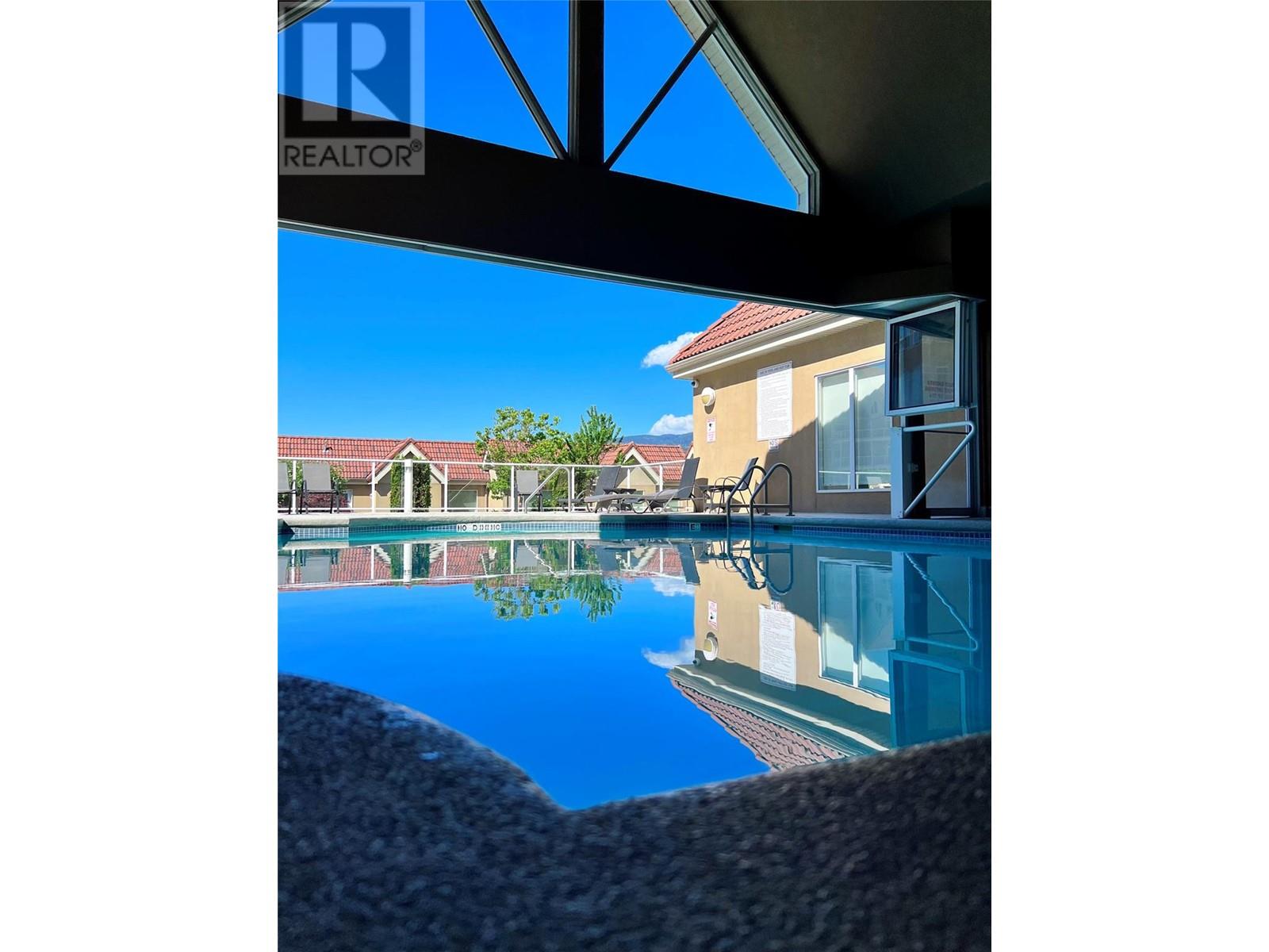 #106 1088 SUNSET DRIVE - Image 16