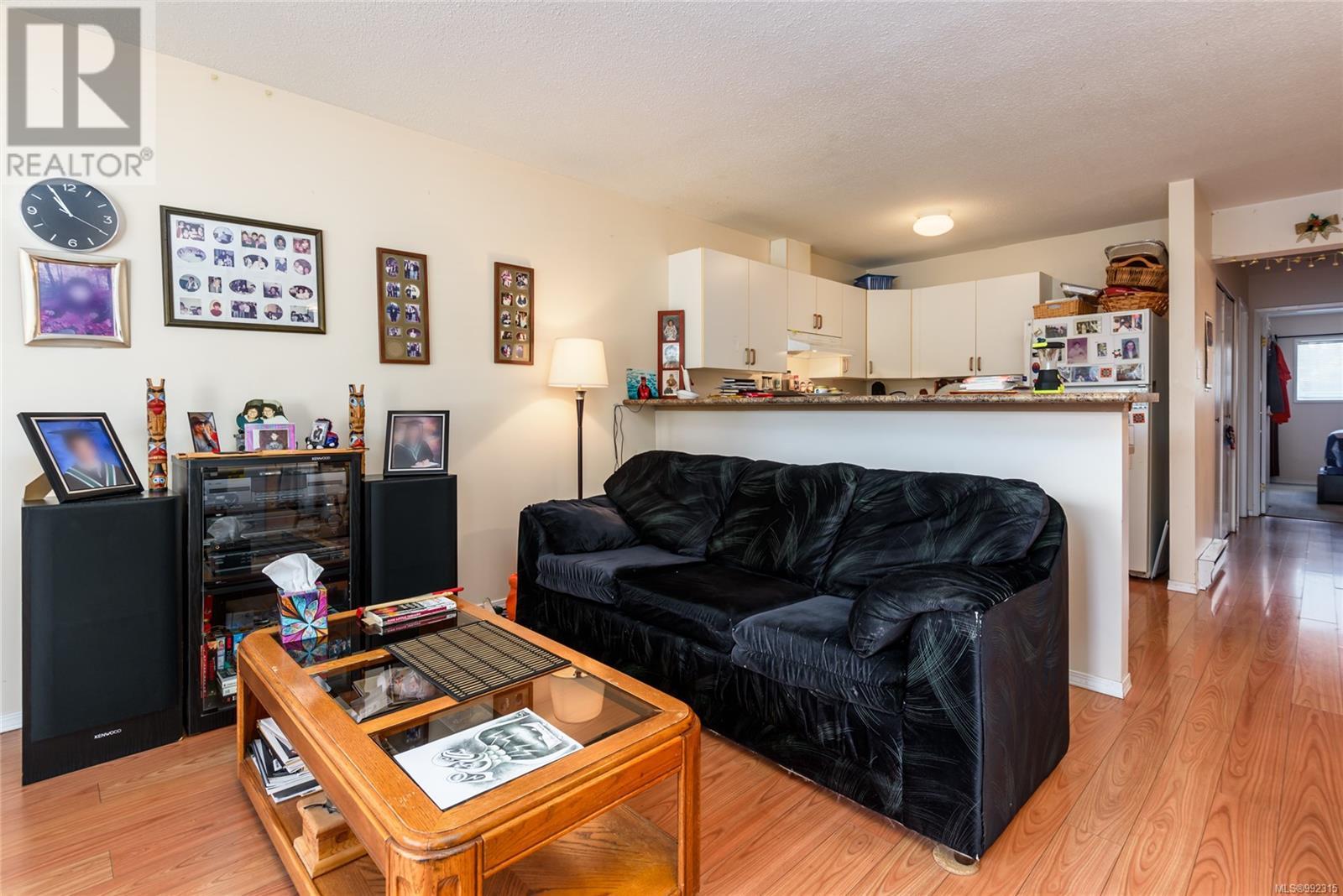 21 1335 13th St, Courtenay