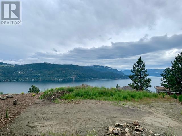 8916 Hampshire Crescent, Vernon