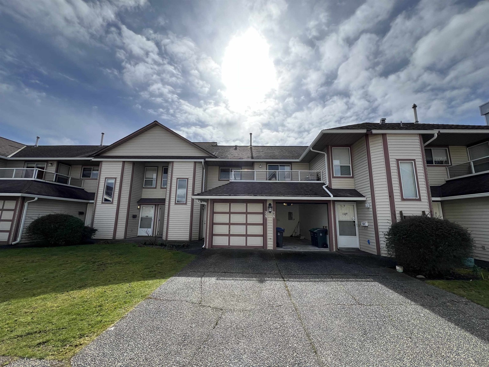 Photo 15 of 129 13725 72 A Avenue Avenue, Surrey BC