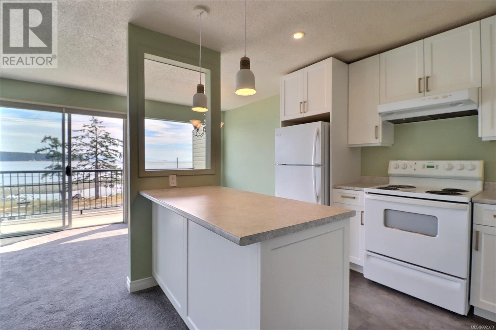 310 622 Island Hwy S, Campbell River real estate listing 992373