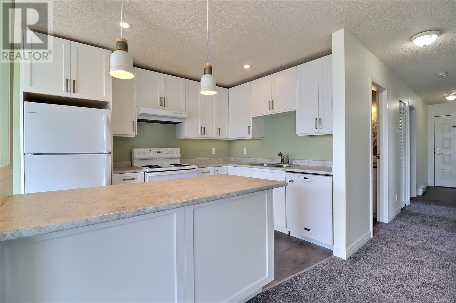 310 622 Island Hwy S, Campbell River real estate listing 992373