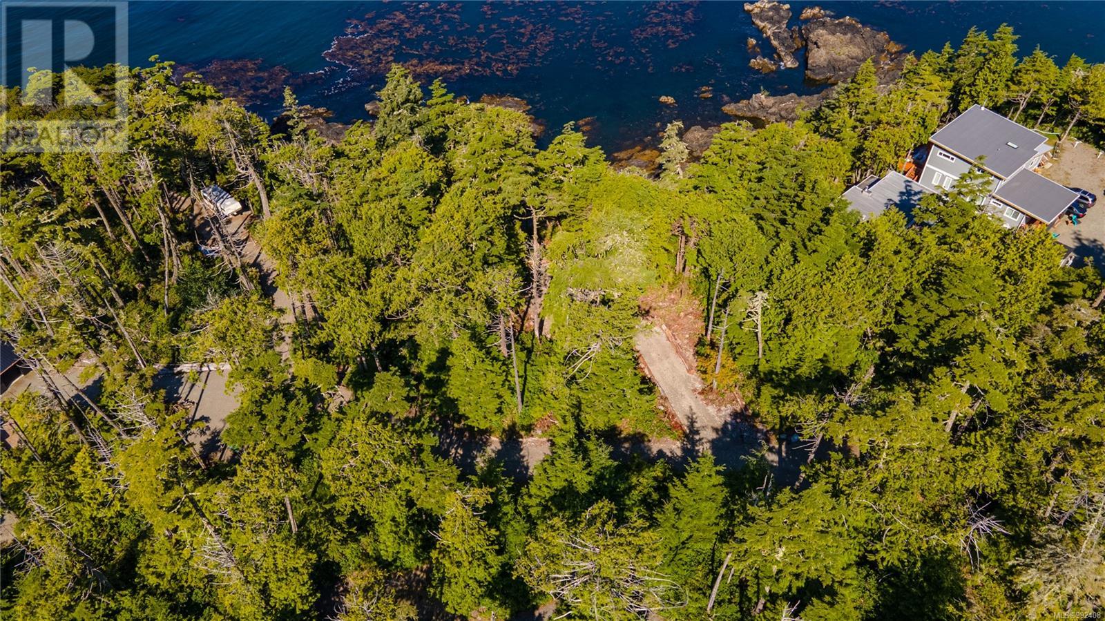 392 Reef Point Rd, Ucluelet