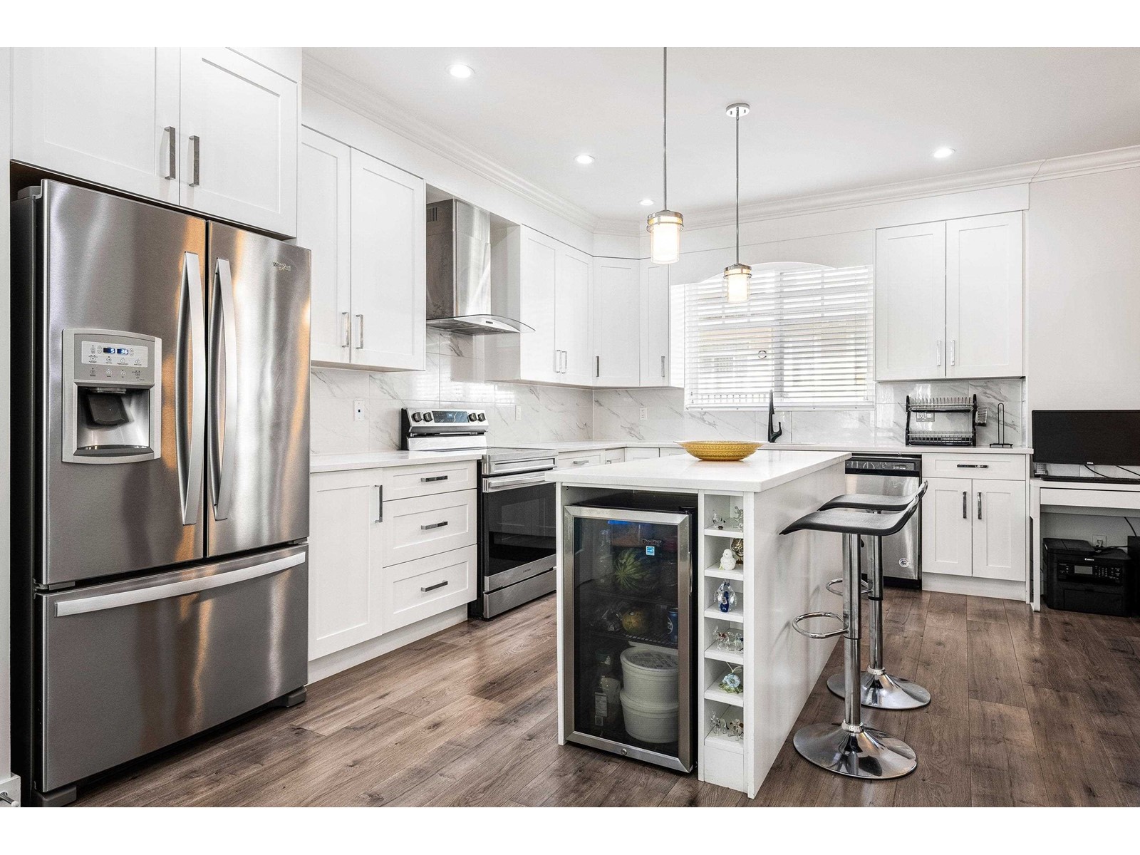 Photo 9 of 49 13898 64 Avenue, Surrey BC