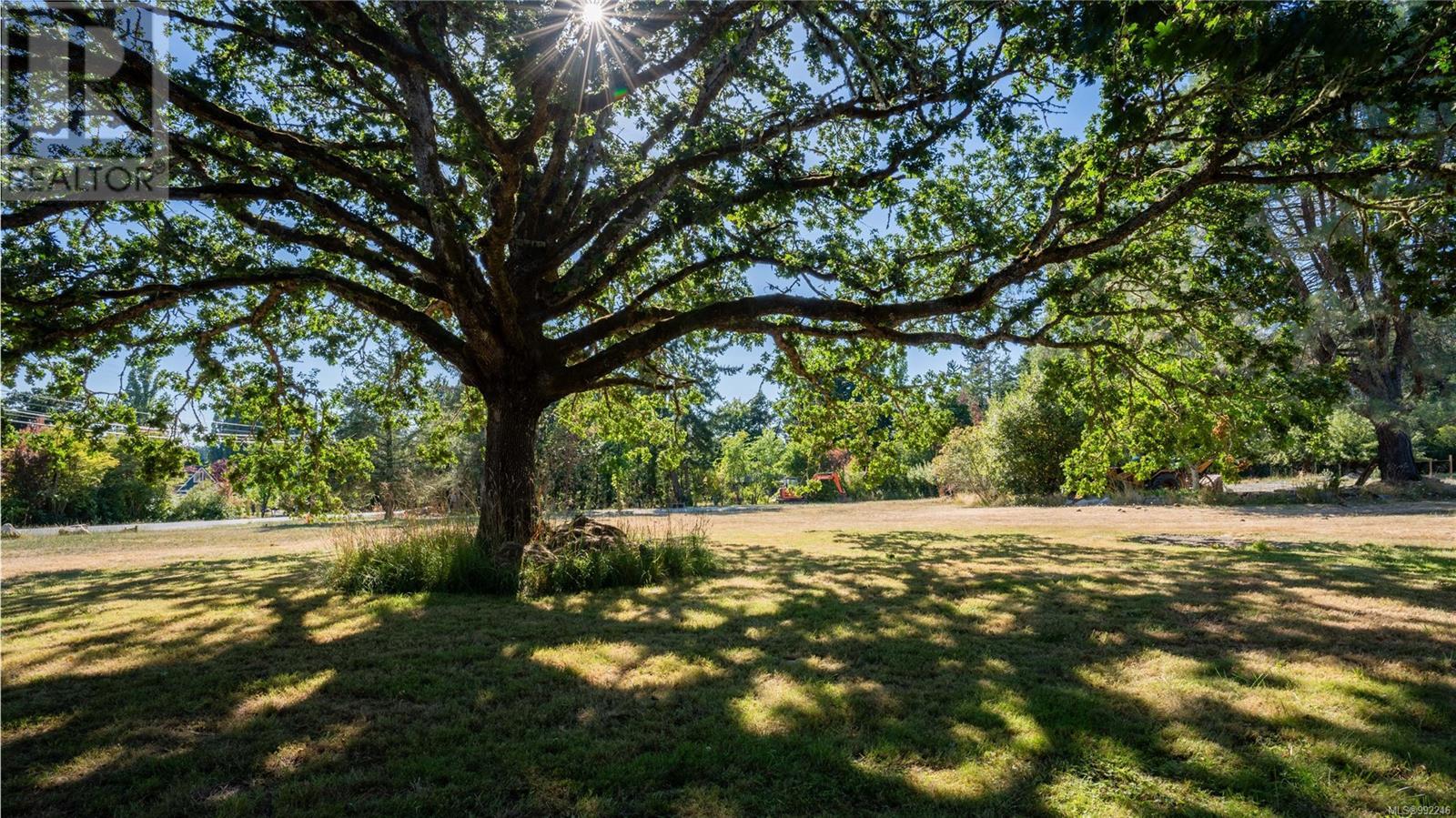 816 Birch Rd, North Saanich