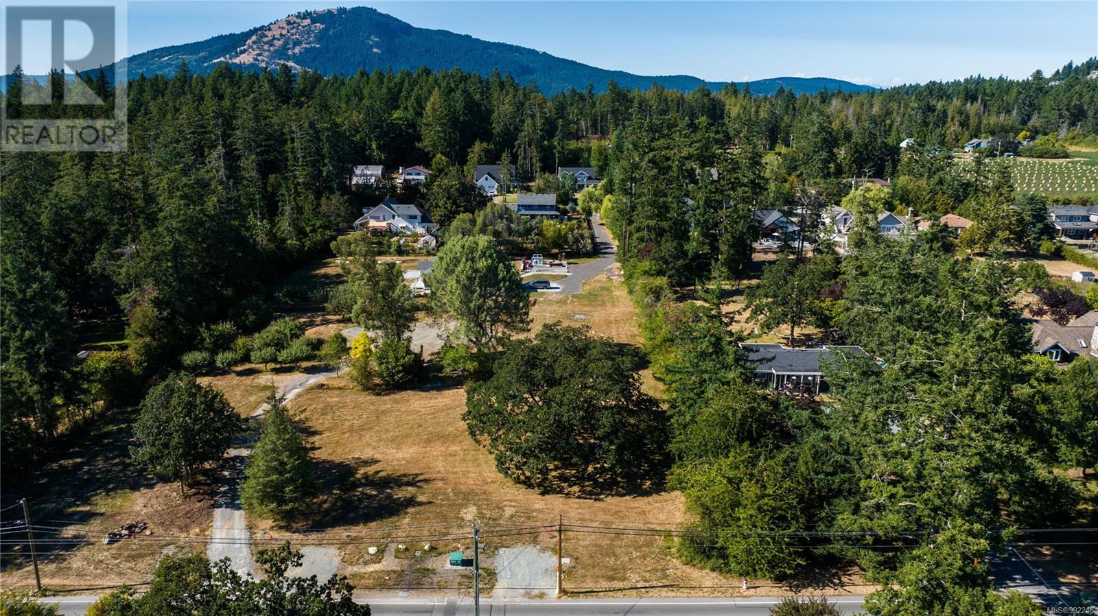 816 Birch Rd, North Saanich