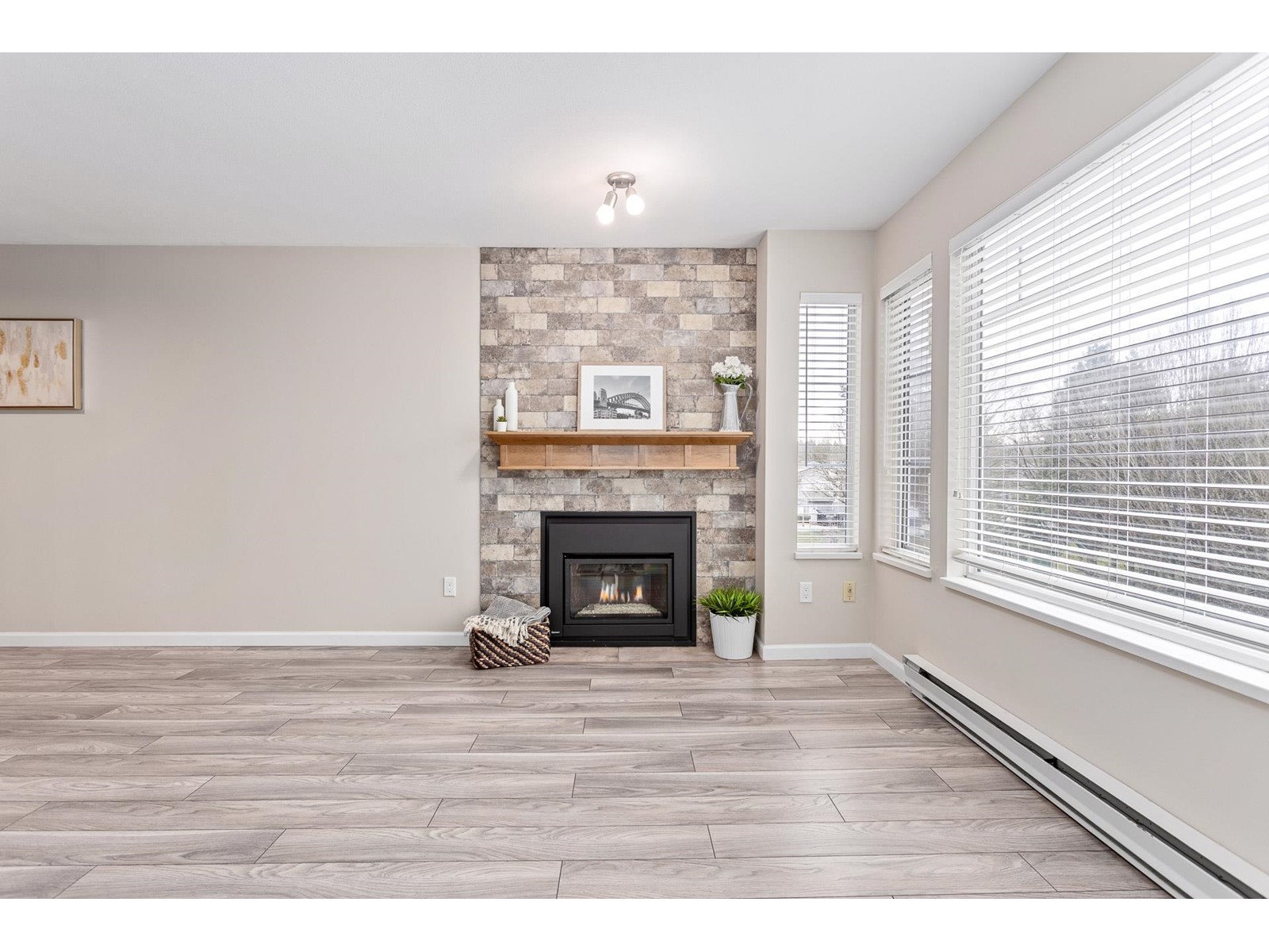 210 20350 54 AVENUE, Langley real estate listing R2972478