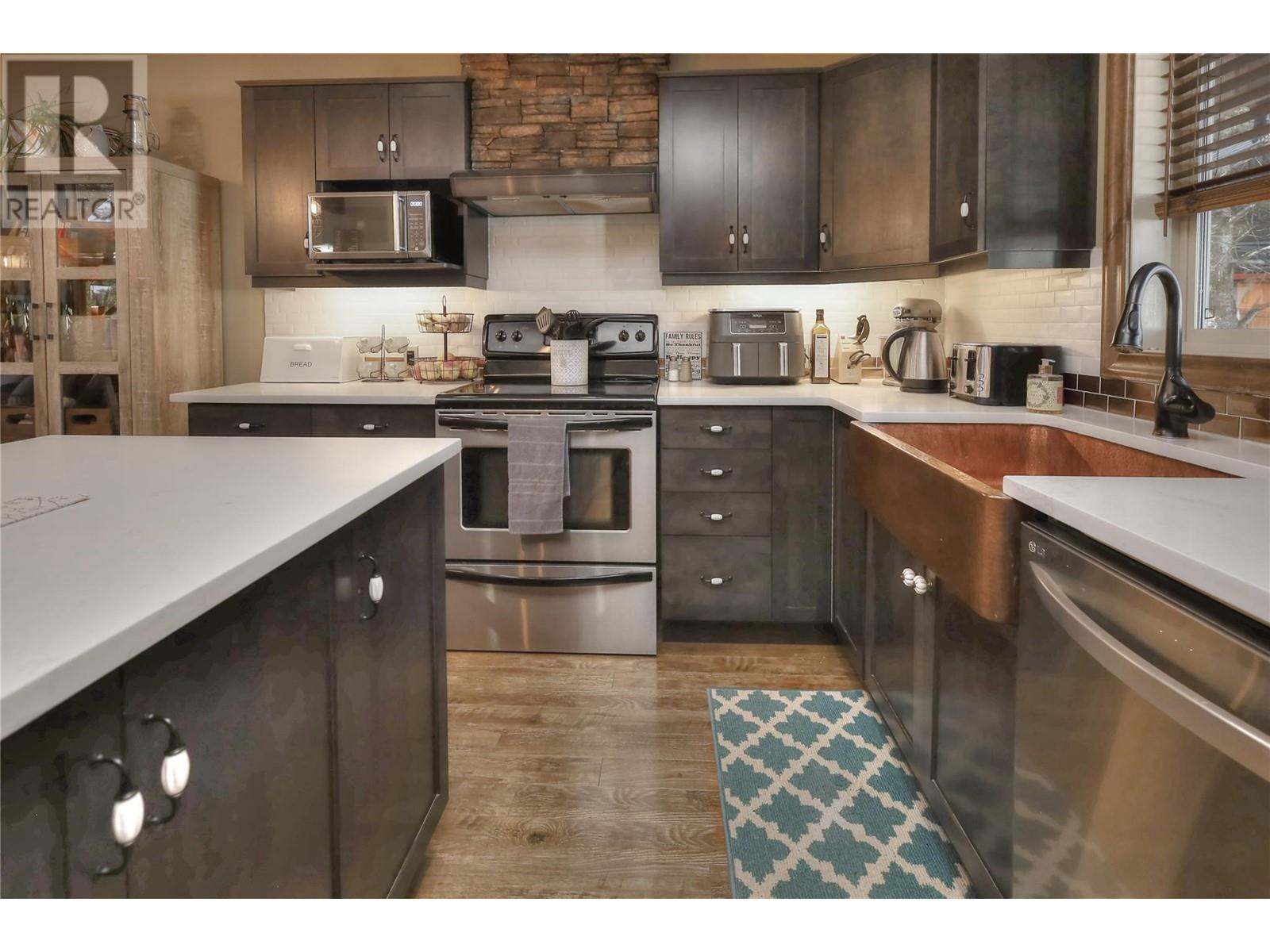 Photo 13 of 4868 Riverview Drive Unit 43, Edgewater BC