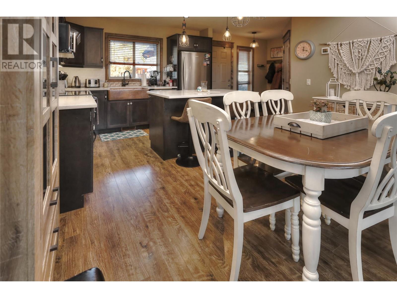 Photo 18 of 4868 Riverview Drive Unit 43, Edgewater BC