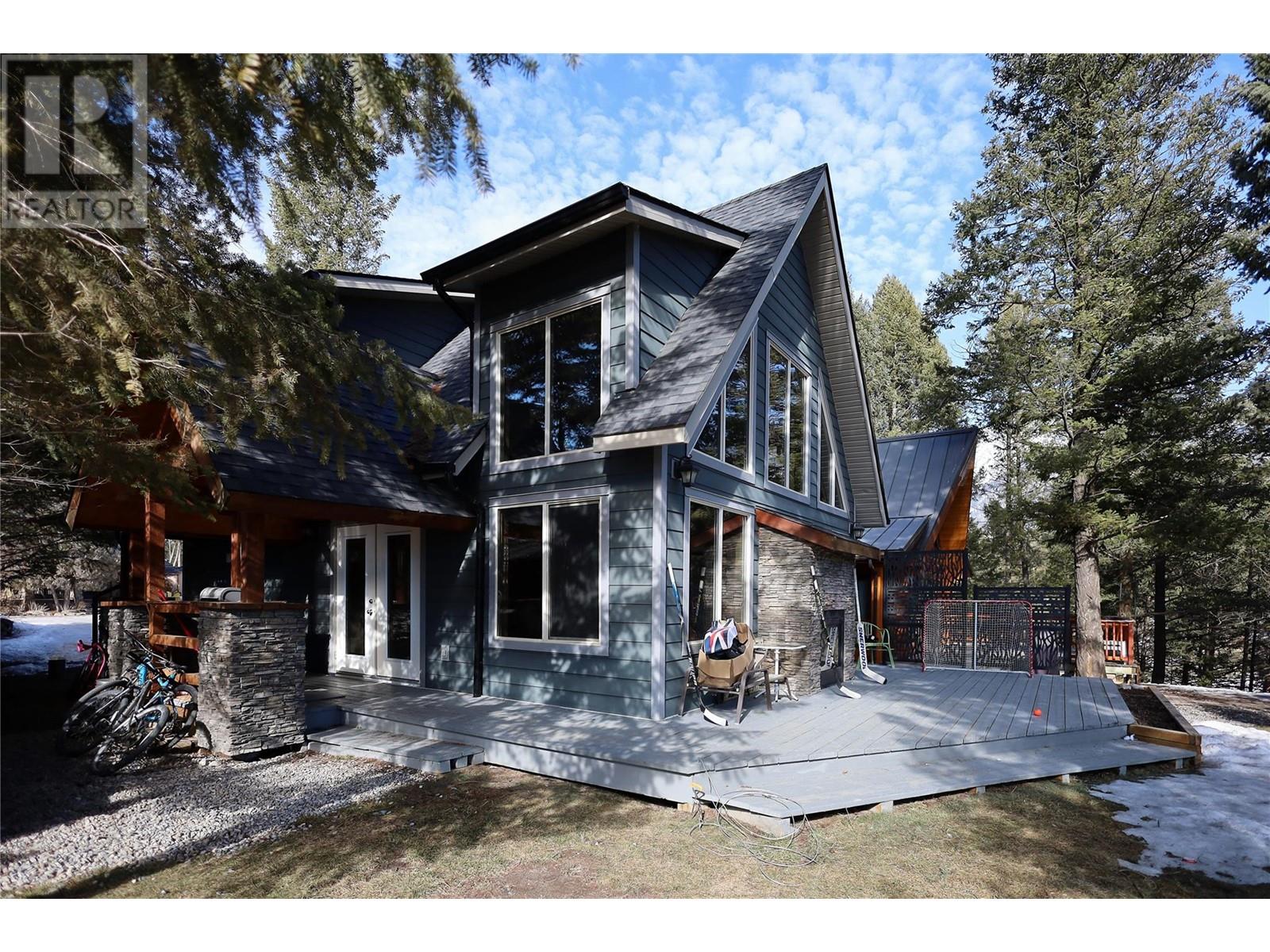 Photo 5 of 4868 Riverview Drive Unit 43, Edgewater BC