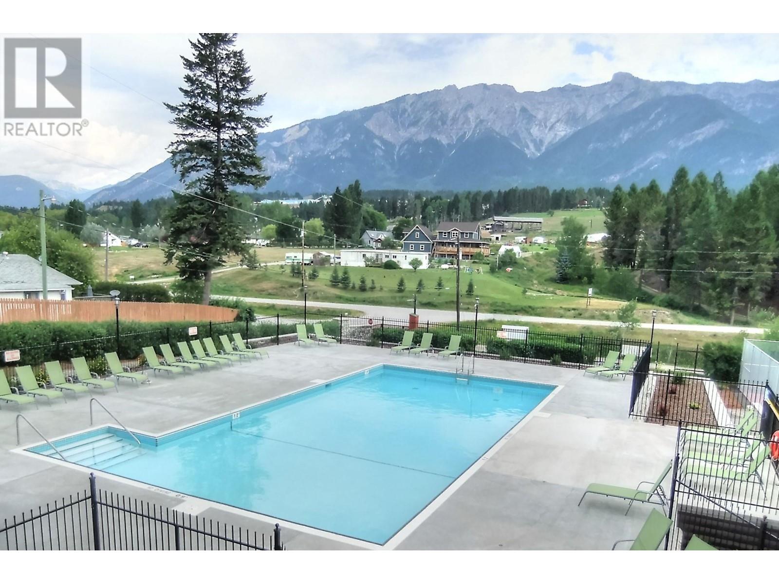 Photo 39 of 4868 Riverview Drive Unit 43, Edgewater BC