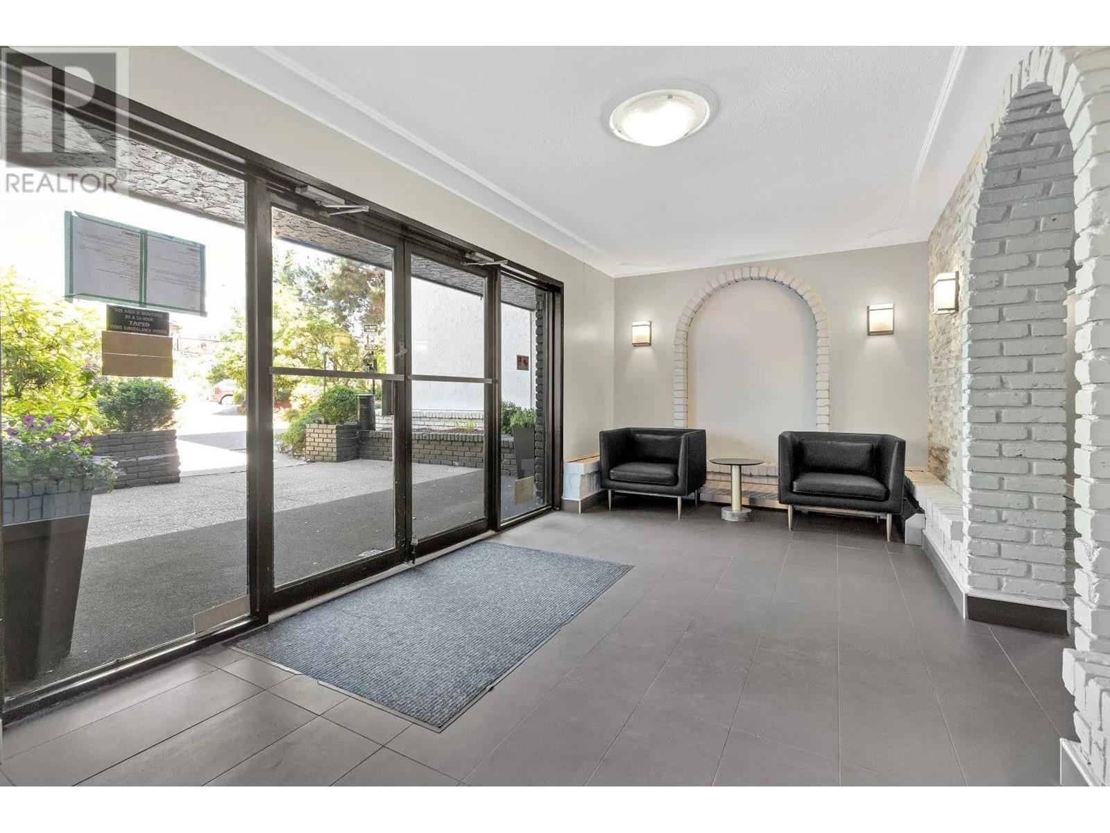 614 707 ESQUIMALT ROAD, Other Islands