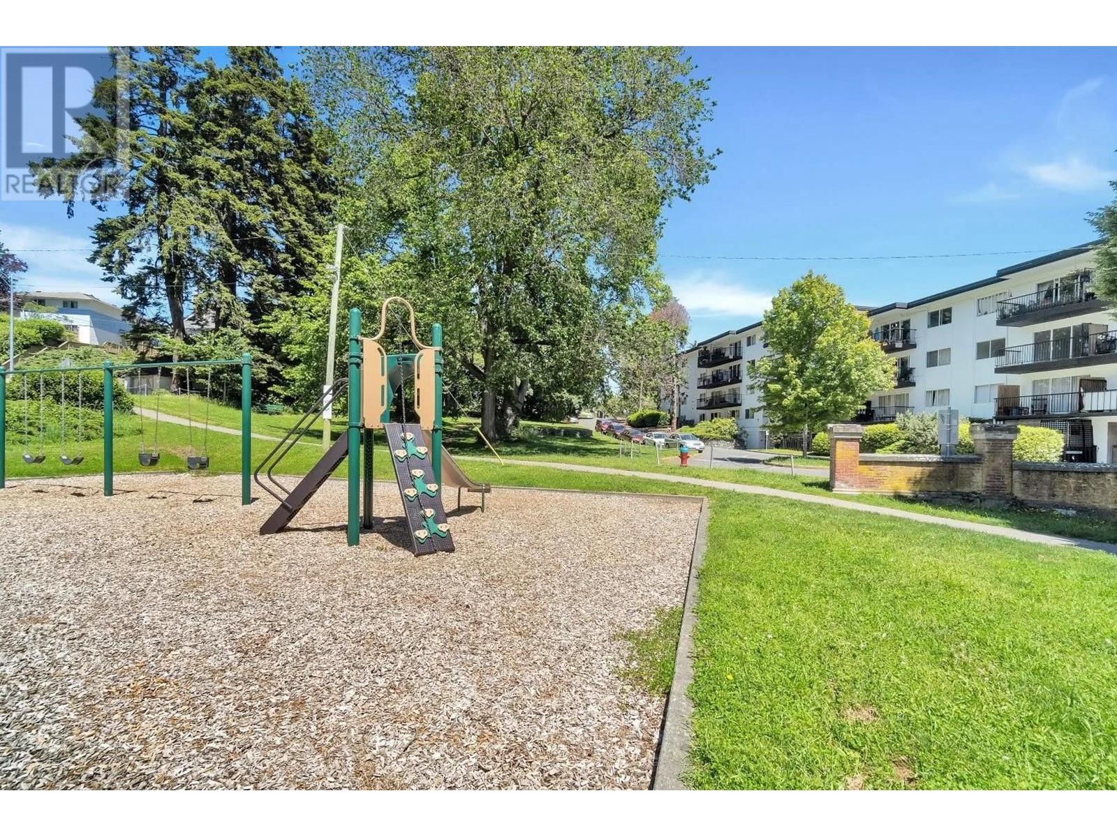 614 707 ESQUIMALT ROAD, Other Islands