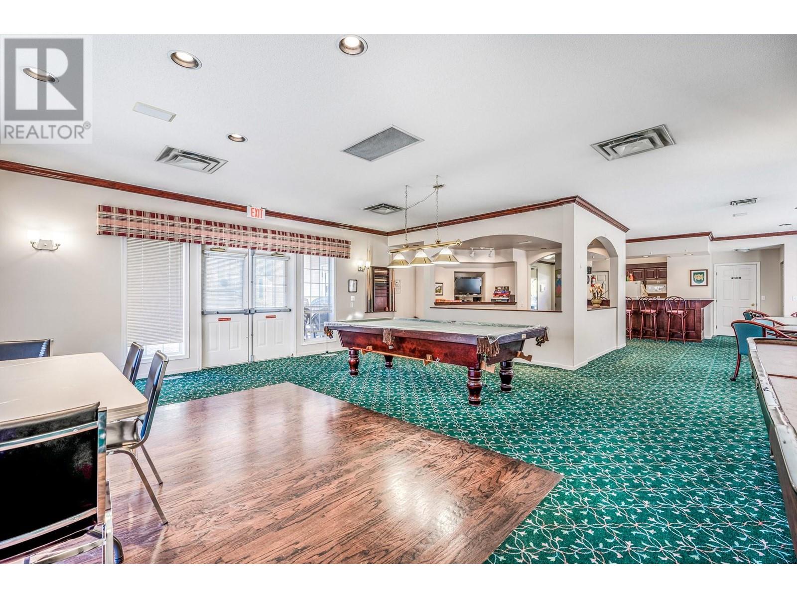 311 980 Glenwood Avenue, Kelowna