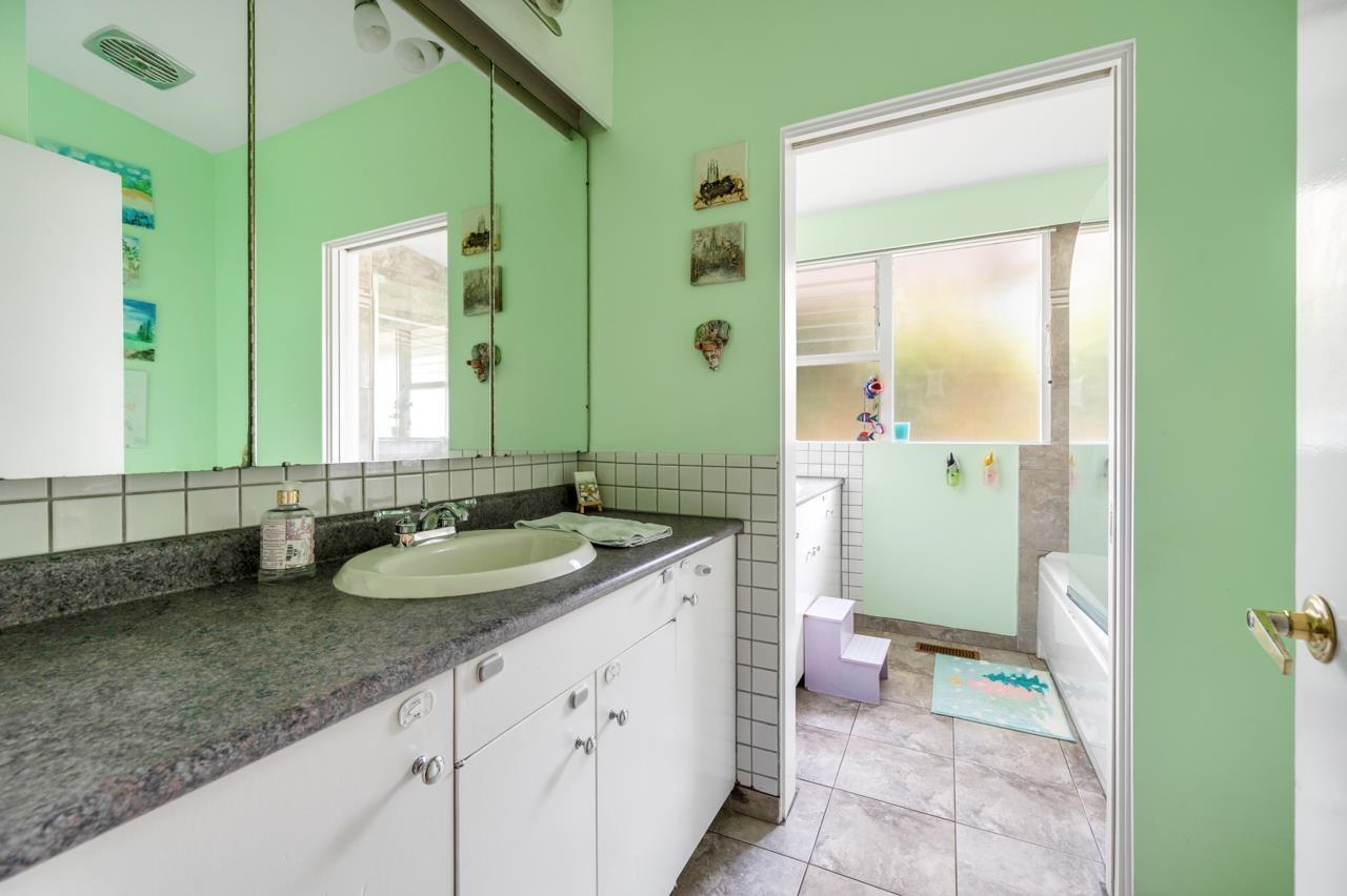 1501 HIGH STREET, White Rock real estate listing R2979104